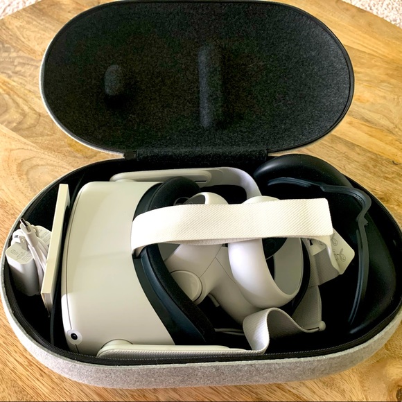 Oculus Quest 2 with Case
